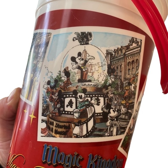 Disney Magic Kingdom Orville Redenbacher’s Popcorn Bucket, no lid, used - Picture 4 of 8